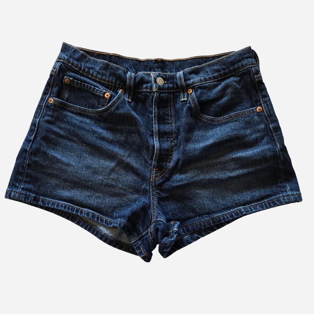 Gently Used - Levi's 501 denim shorts in navy blue, size 30